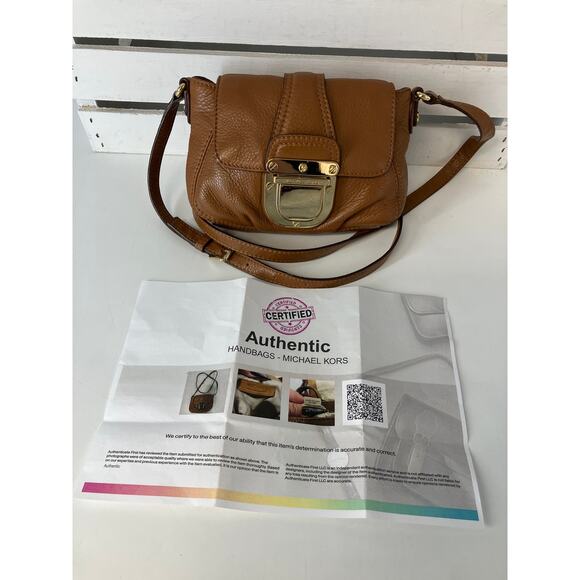 MICHAEL KORS, MINI BROWN PEBBLED LEATHER LATCH CROSSBODY BAG - Picture 1 of 16